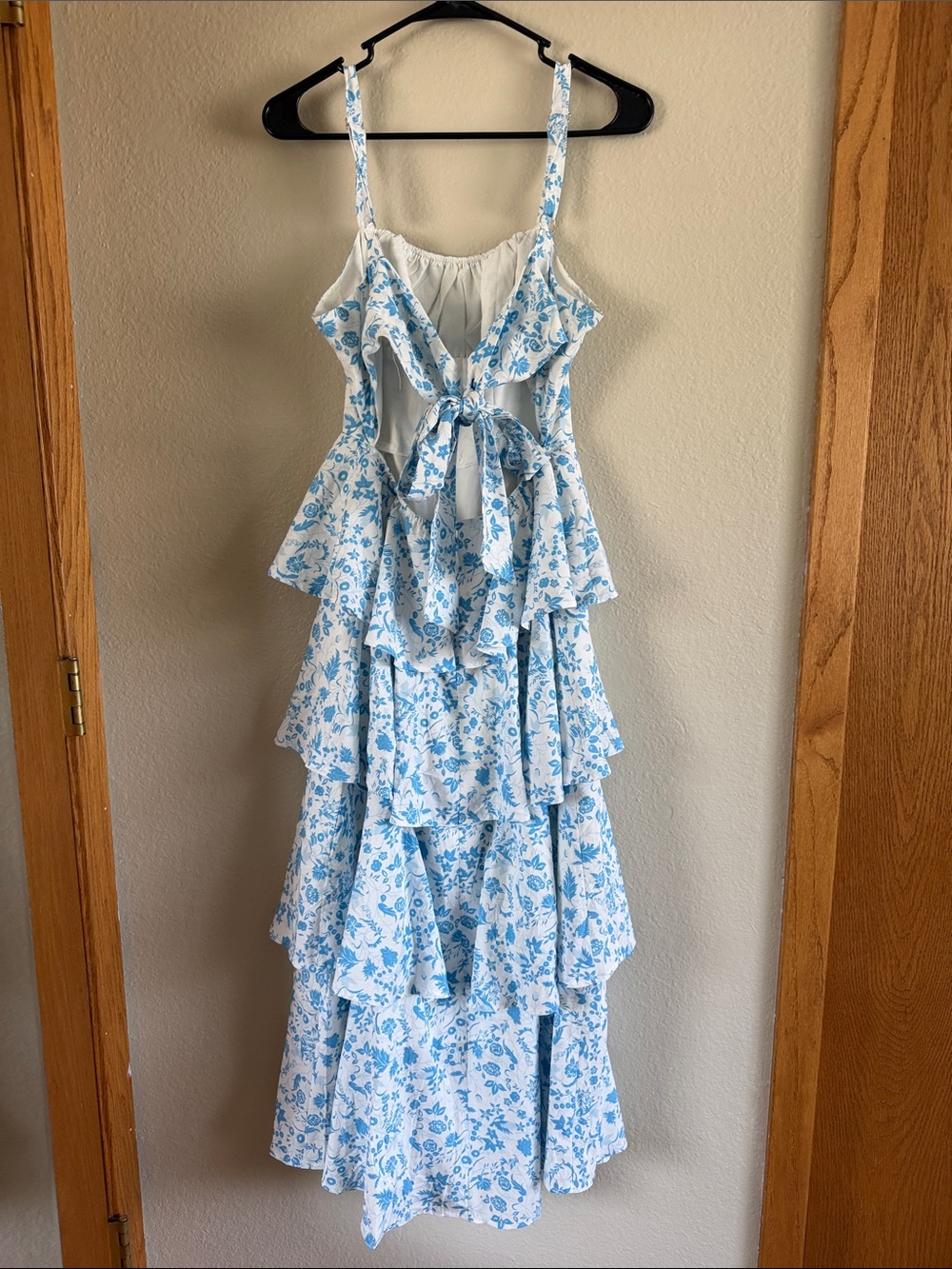 Blue Floral Tiered Spaghetti-Strap Maxi Dress - Picture 2 of 2